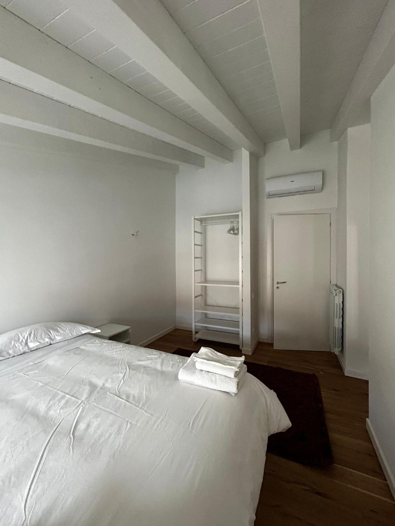Waterfront Balcony I Grani 5 Resort Grand Suite Ливорно Экстерьер фото