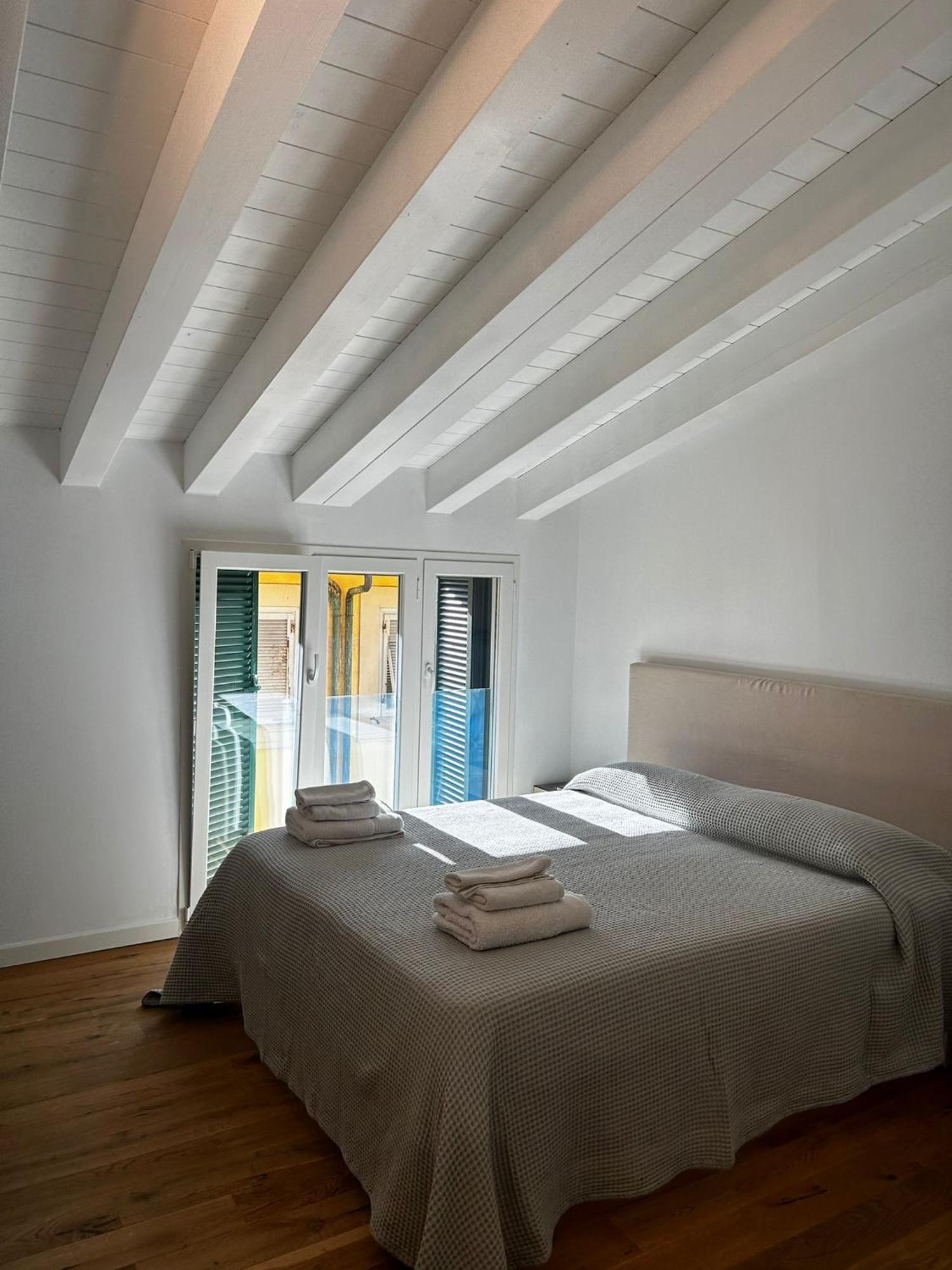 Waterfront Balcony I Grani 5 Resort Grand Suite Ливорно Экстерьер фото